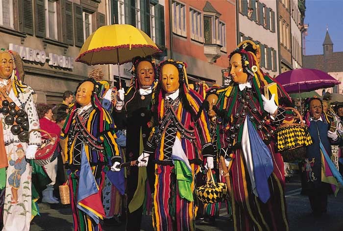 آشنایی با فرهنگ و تاریخ آلمان و رویدادهای هنری